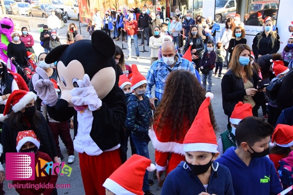 Celebrations SSVP christmas Parade Lebanon